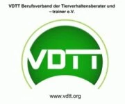 Der VdTT ist ein Berufsverband um Berufe rund um Tiere. Durch regelmäßige Weiterbildungen werden die Mitglieder auf dem neuesten, wissenschaftlichen Stand gehalten.
